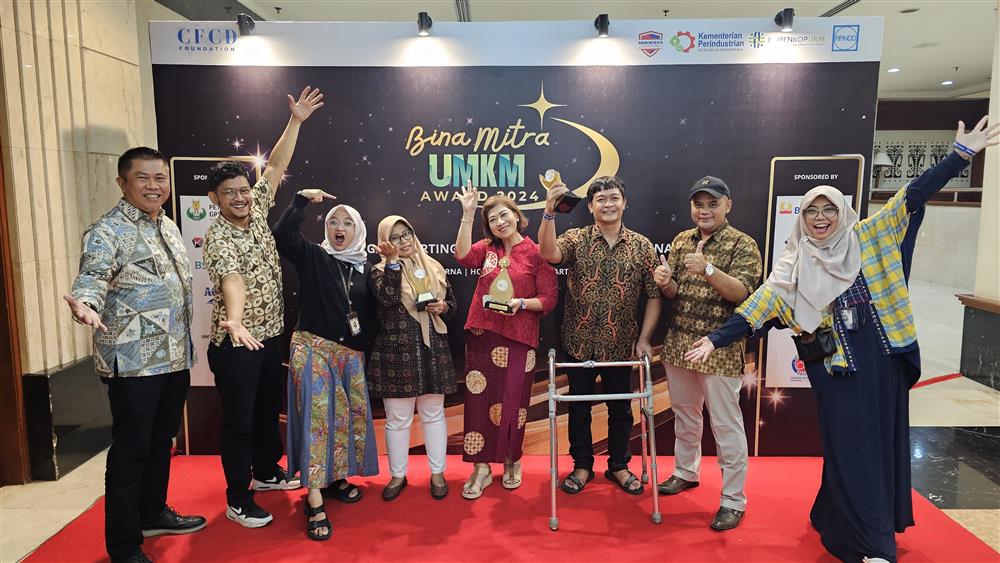 Bantu UMKM Naik Kelas, Indocement Raih Penghargaan Bina Mitra UMKM